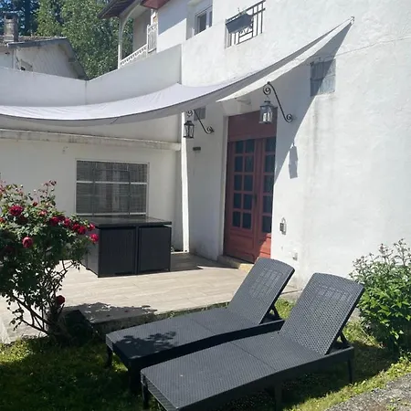 35m2 Terrasse Et Jardin Quartier Calme Au Centre De