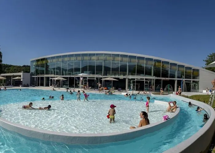Lägenhet 35m2 Terrasse Et Jardin Quartier Calme Au Centre De Lourdes