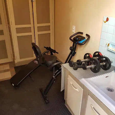 35m2 Terrasse Et Jardin Quartier Calme Au Centre De *